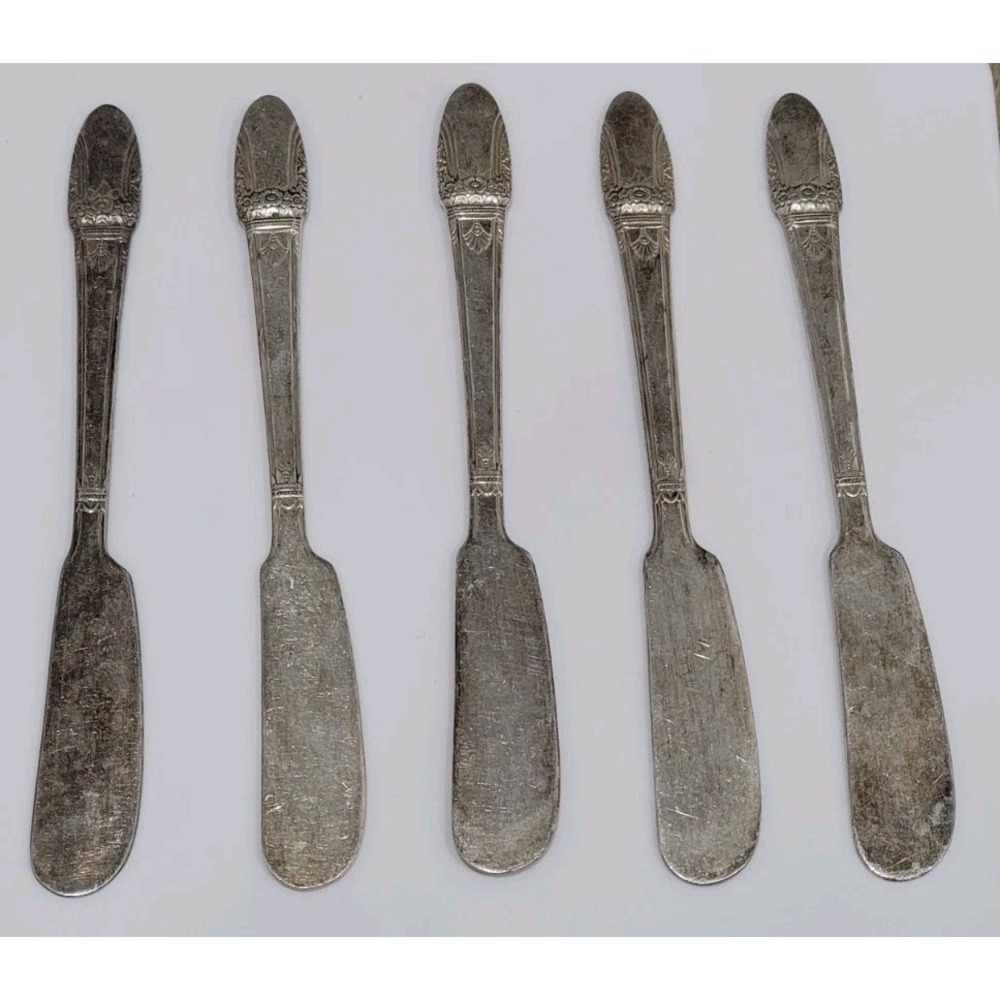 Vtg Roger Bros IS 1847 FIRST LOVE Silverplate Flatware Butter Knife Spread Lot 5